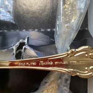 Gold plated serving set